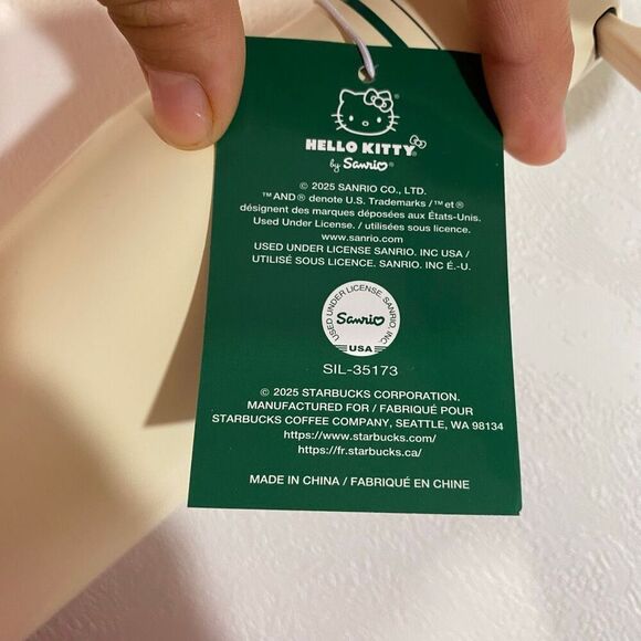 Hello Kitty x Starbucks Cream Stainless Steel Water Bottle | Limited Edition Col - Picture 5 of 7